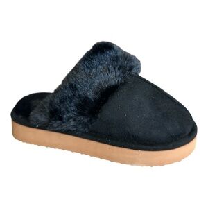 Women’s Black Faux Fur Slippers | Size 7.5–8 | New Cozy Indoor Shoes